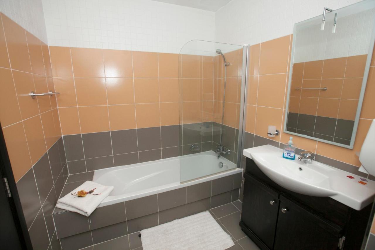 Best Of Xlendi Seafront Apartments Habitación foto